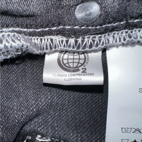 Ganni Jeans Mens 31x32 Black Wash Button Fly Whiskering Straight Leg Split Hem - Picture 9 of 15